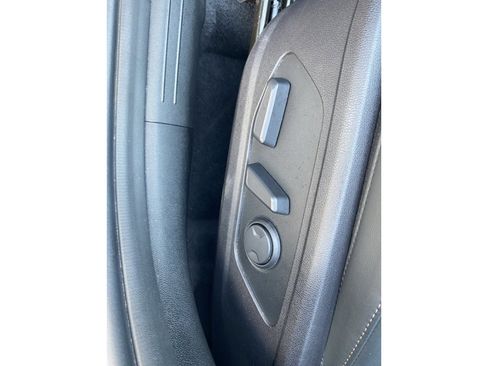 Used 2022 Kia Sorento SX image 28