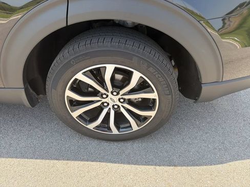 Used 2025 Ford Explorer ST-Line AWD/4WD image 25