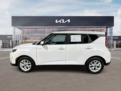 Used 2024 Kia Soul LX w/ Option Group 015 image 5
