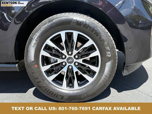 Used 2025 Ford Expedition Platinum AWD/4WD image 12