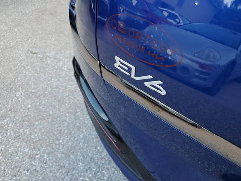 Certified 2023 Kia EV6 GT-Line w/ GT-Line White Seat Package image 9