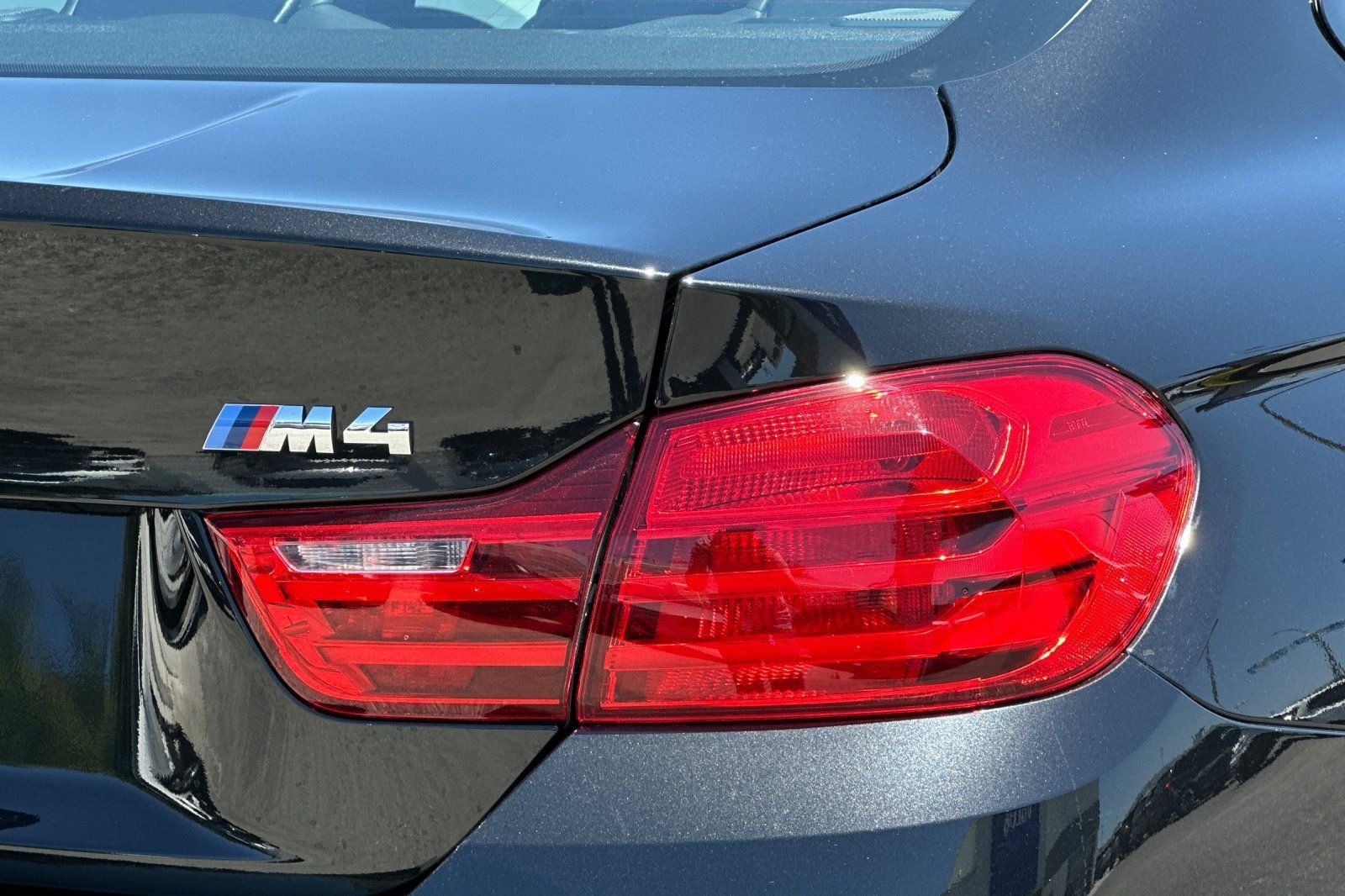 Used 2015 BMW M4 Coupe RWD image 31