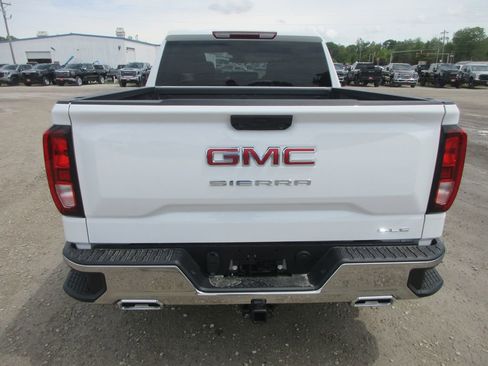 New 2026 GMC Sierra 1500 SLE AWD/4WD image 6