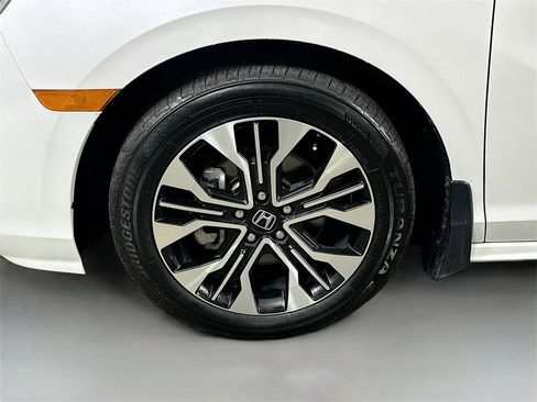 Used 2025 Honda Odyssey Elite image 8