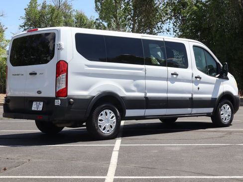 Used 2015 Ford Transit 350 XLT RWD image 5