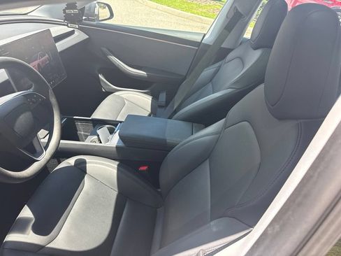 Used 2025 Tesla Model 3 Long Range RWD image 3