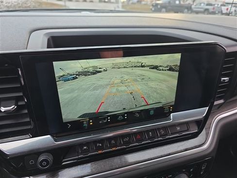 Used 2022 Chevrolet Silverado 1500 LTZ image 25