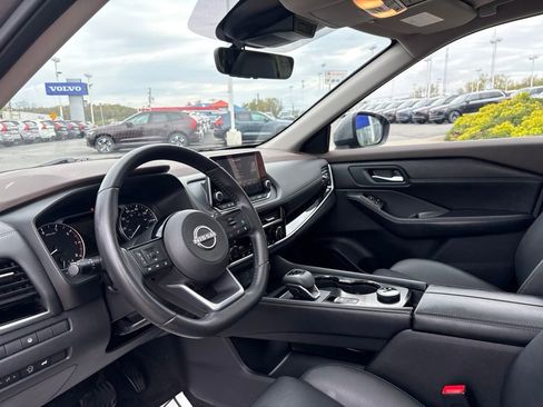 Used 2023 Nissan Rogue SL AWD/4WD image 16