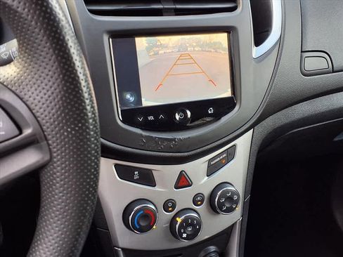 Used 2016 Chevrolet Trax LT image 21