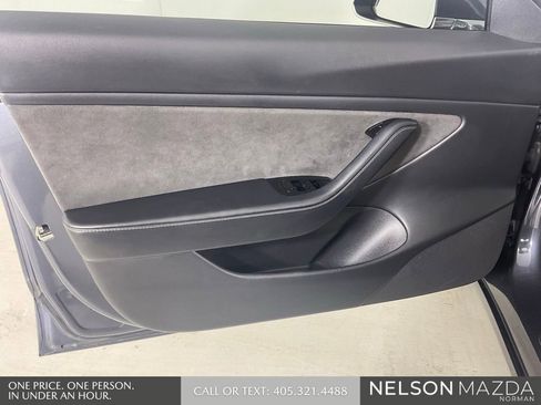 Used 2020 Tesla Model 3 Long Range AWD/4WD image 17