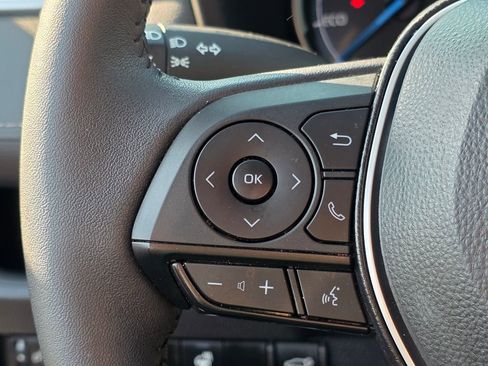 Used 2024 Toyota RAV4 XLE w/ Convenience Package AWD/4WD image 17