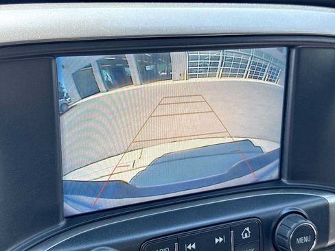 Used 2018 Chevrolet Silverado 1500 LT w/ All Star Edition AWD/4WD image 28