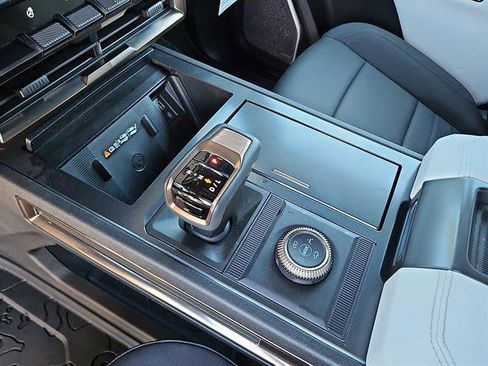 New 2025 GMC Hummer EV 3X image 41