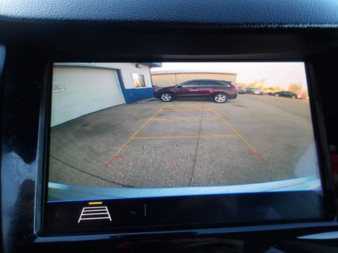 Used 2018 Chevrolet Trax LT w/ LT Convenience Package image 37