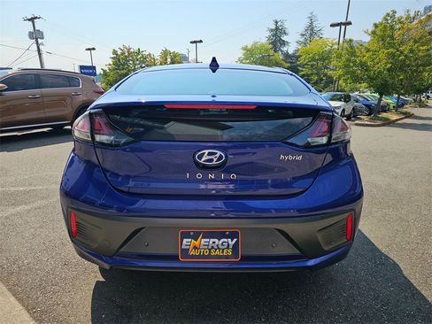 Used 2022 Hyundai Ioniq Limited image 7