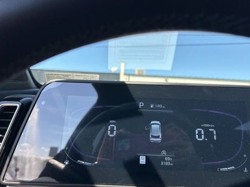 Used 2025 Kia Sportage X-Line w/ Premium Package image 12