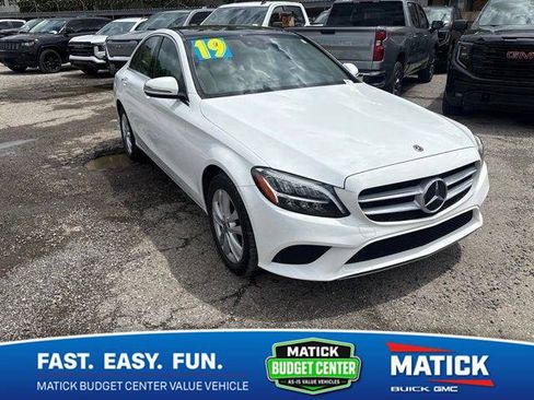 Used 2019 Mercedes-Benz C 300 4MATIC Sedan image 1