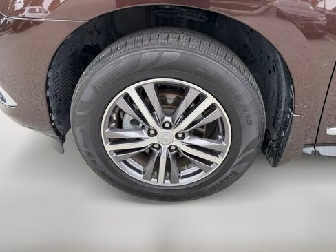 Used 2019 INFINITI QX60 Luxe w/ Essential Package image 37