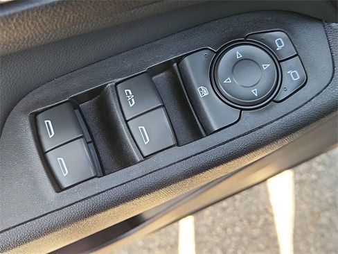 Used 2022 Chevrolet Equinox LT image 23