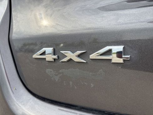 Used 2018 Jeep Compass Latitude w/ Popular Equipment Group image 5