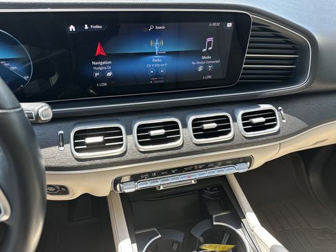 Used 2022 Mercedes-Benz GLE 350 image 23