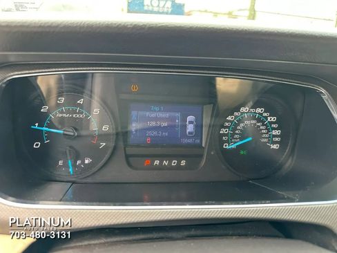 Used 2013 Ford Taurus SE image 9