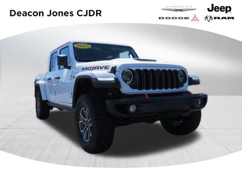 New 2025 Jeep Gladiator Mojave image 1