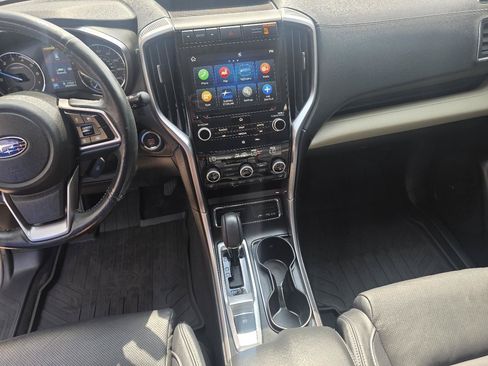 Used 2022 Subaru Ascent Limited w/ Technology Package AWD/4WD image 16