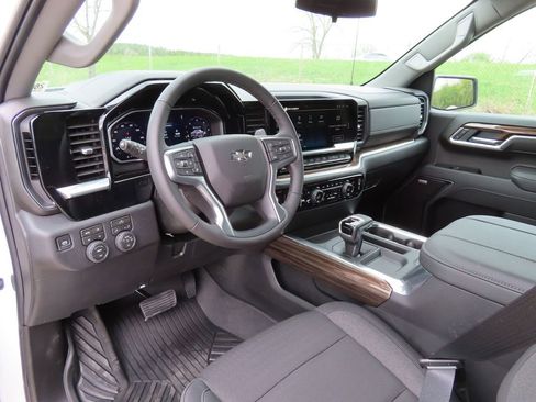 New 2026 Chevrolet Silverado 1500 RST AWD/4WD image 23