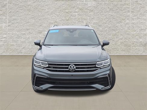 Certified 2024 Volkswagen Tiguan SEL R-Line AWD/4WD image 2