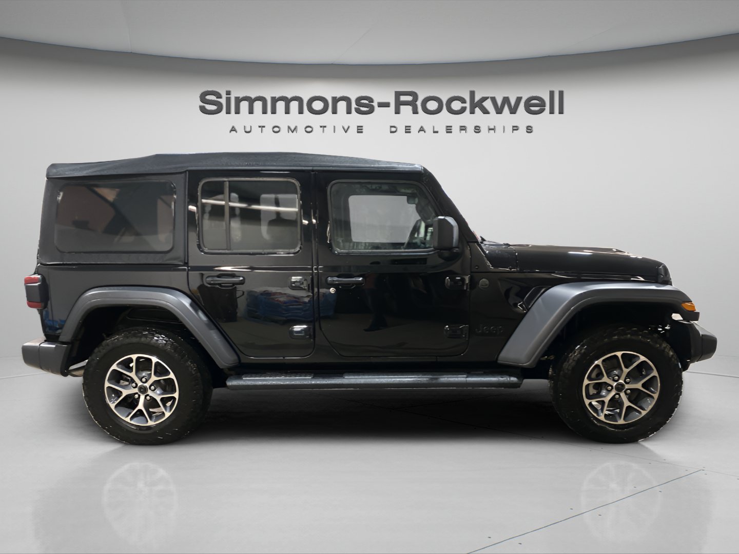 Used 2025 Jeep Wrangler Unlimited Sport AWD/4WD image 6