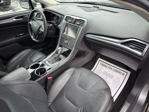 Used 2013 Ford Fusion Titanium w/ Titanium Driver Assist Pkg image 24