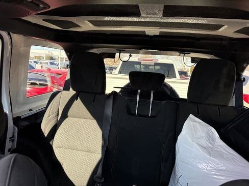 Used 2021 Jeep Wrangler Unlimited Rubicon image 11