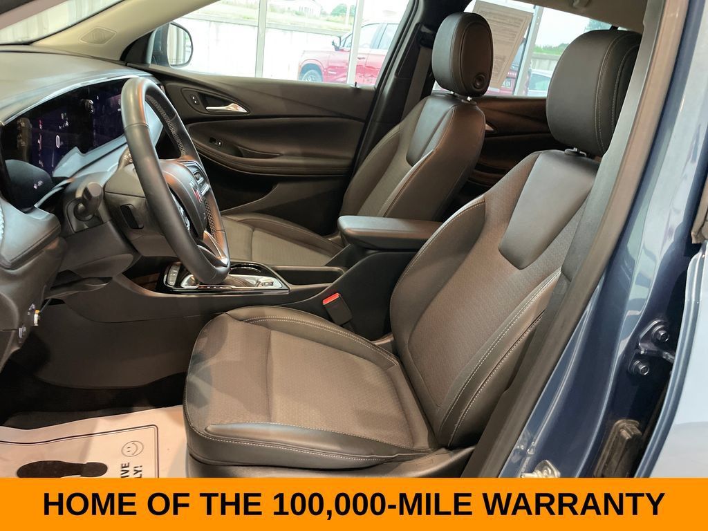 Used 2025 Buick Encore GX Preferred w/ Comfort Package FWD image 11