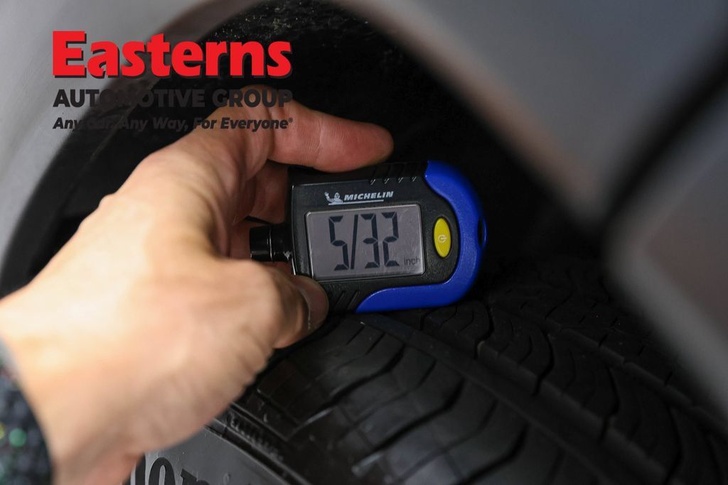 Used 2025 Jeep Compass Limited AWD/4WD image 26