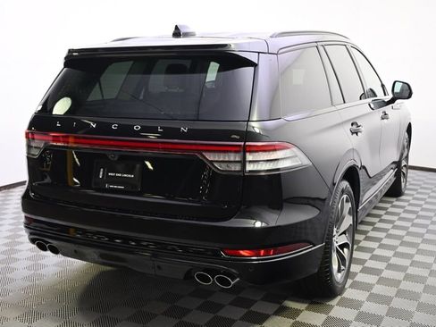 New 2026 Lincoln Aviator AWD w/ Jet Appearance Package image 6