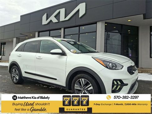 Certified 2022 Kia Niro LXS image 1