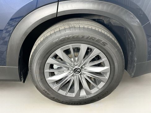 Used 2024 MAZDA CX-90 3.3 Turbo w/ Preferred Plus image 11