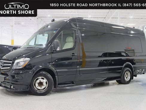 Used 2015 Mercedes-Benz Sprinter 3500 image 1
