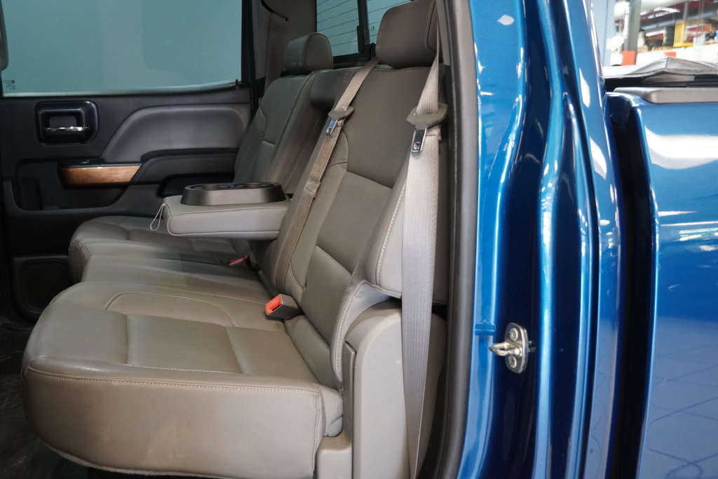 Used 2015 Chevrolet Silverado 1500 LTZ w/ LTZ Plus Package AWD/4WD image 38