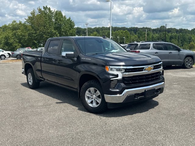 Used 2024 Chevrolet Silverado 1500 LT w/ Protection Package AWD/4WD image 2