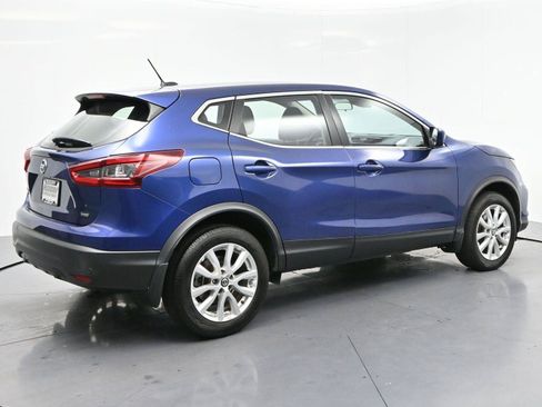 Used 2022 Nissan Rogue Sport S FWD image 7
