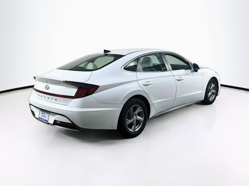 Used 2023 Hyundai Sonata SE FWD image 5