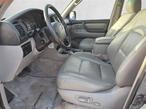 Used 2003 Toyota Land Cruiser AWD/4WD image 11