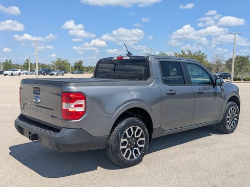 Used 2022 Ford Maverick Lariat w/ Lariat Luxury Package image 5