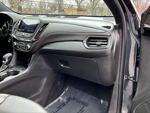 Used 2023 Chevrolet Equinox RS w/ RS Leather Package image 15