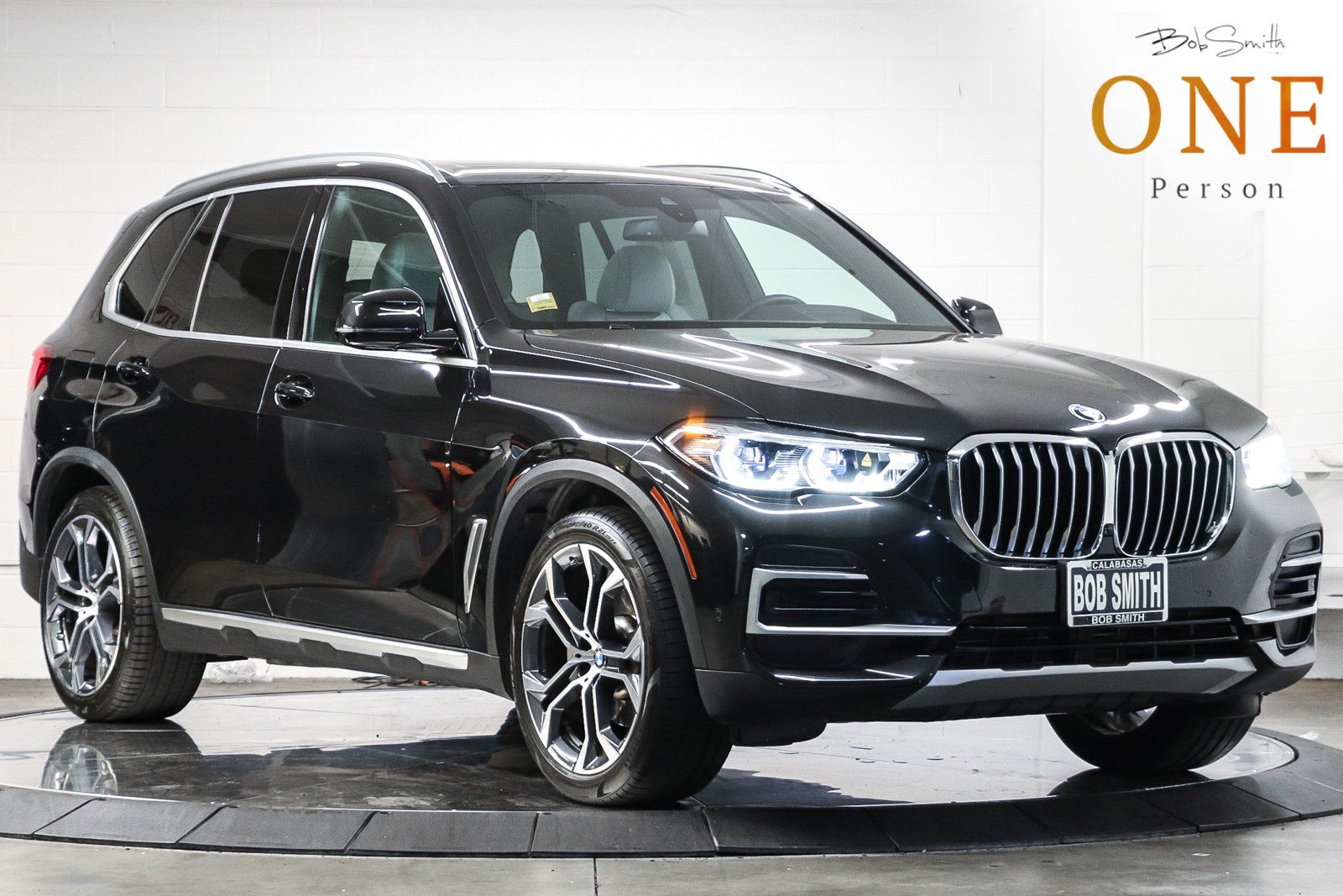 Certified 2023 BMW X5 sDrive40i w/ Executive Package RWD image 1