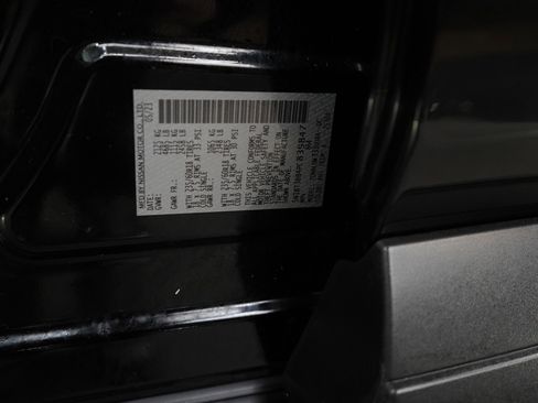 Used 2023 Nissan Rogue SV w/ SV Premium B Package image 25