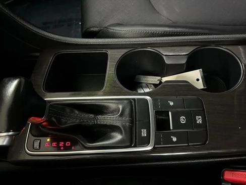 Used 2019 Kia Optima EX FWD image 12