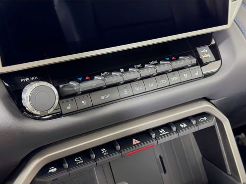 New 2026 Toyota Tundra Platinum AWD/4WD image 16
